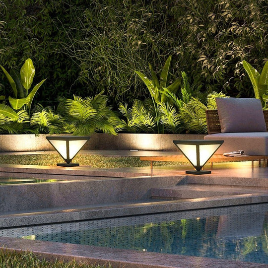 Solar Powered Geometric Shape LED Waterproof Outdoor Lamp