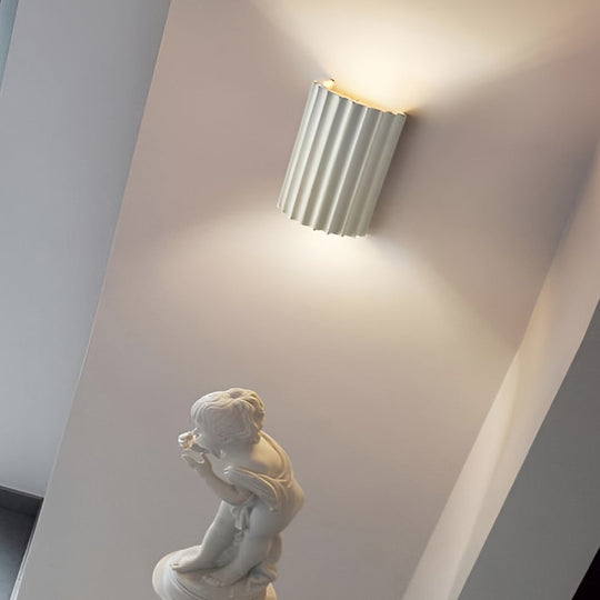 Creative Nordic Resin Up &amp; Down Wall Lamp