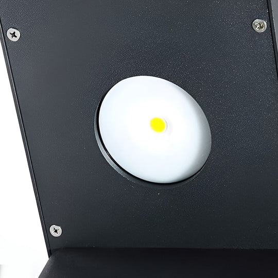 Sleek Solar Pathway Lights with Dusk-to-Dawn Sensor Modern LED Outdoor Landscape Lighting