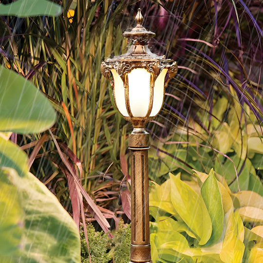 Traditional European-Style LED Outdoor Pathway Lamp Post – Durable &amp; Waterproof