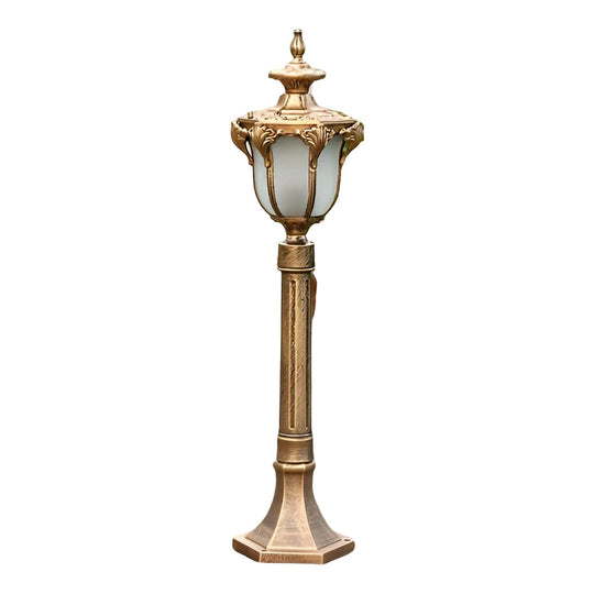 Traditional European-Style LED Outdoor Pathway Lamp Post – Durable &amp; Waterproof