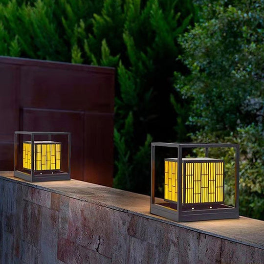 Vintage Window Grilles Solar LED Outdoor Post Lamp