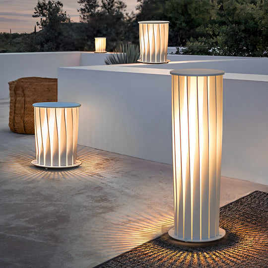 Twisted Metal Lantern LED Waterproof White Modern Solar Lawn Lights