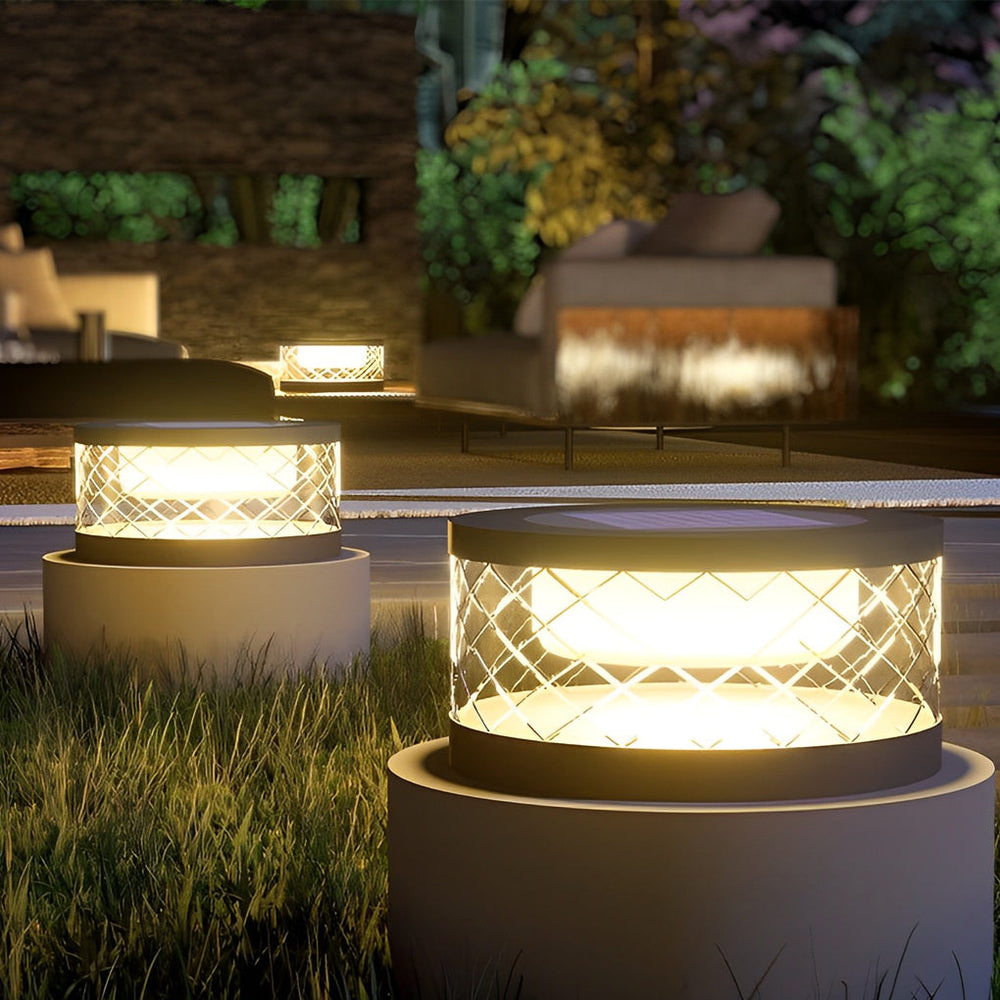 Round Creative Acrylic Waterproof Solar Post Cap Light