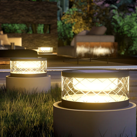 Round Creative Acrylic Waterproof Solar Post Cap Light