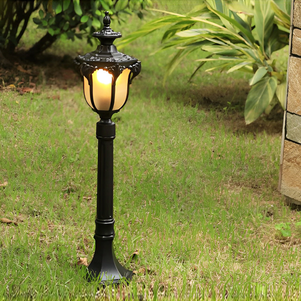 Traditional European-Style LED Outdoor Pathway Lamp Post – Durable &amp; Waterproof