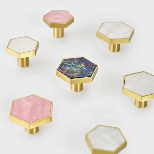 Modern Brass Shell Knobs – Colorful Cabinet &amp; Wardrobe Pulls