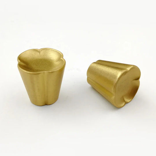 Solid Brass Flower Cabinet Knobs – Elegant Drawer &amp; Wardrobe Pulls