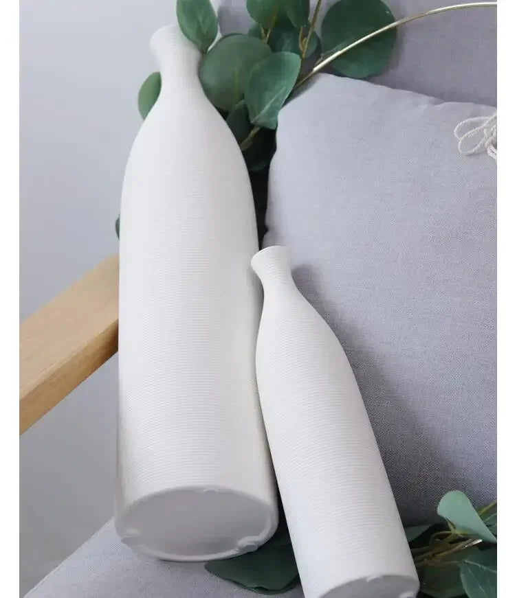 Simple Modern Black and White Ceramic Vase Table Decor