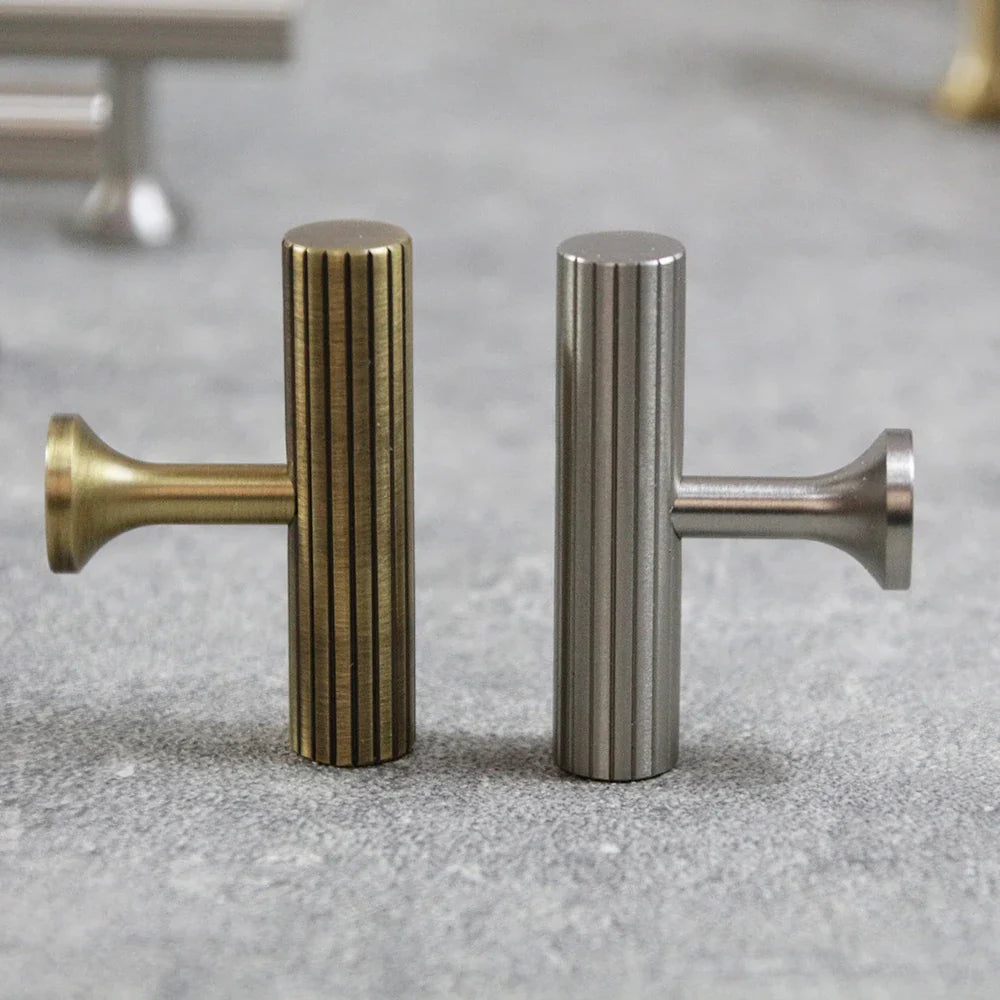 Solid Brass Vertical Linear Cabinet Knobs – Modern Drawer Pulls for Furniture