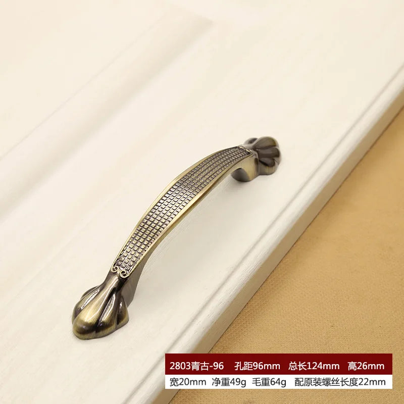 Retro Bronze Cabinet Handles – Antique Metal Drawer &amp; Door Pulls