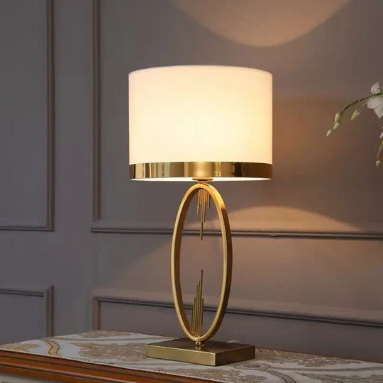 Luxury Wedding &amp; Bedroom Table Lamp for Living Room and Bedside