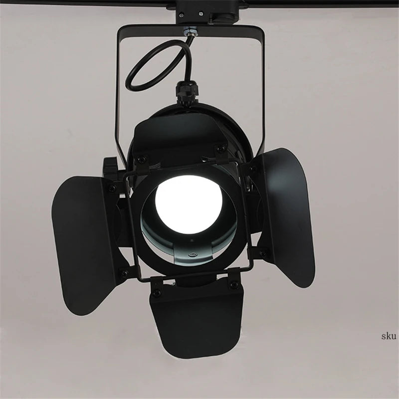 Modern LED Industrial Track Lamp for Bar, Café &amp; Loft Interiors