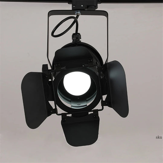 Modern LED Industrial Track Lamp for Bar, Café &amp; Loft Interiors