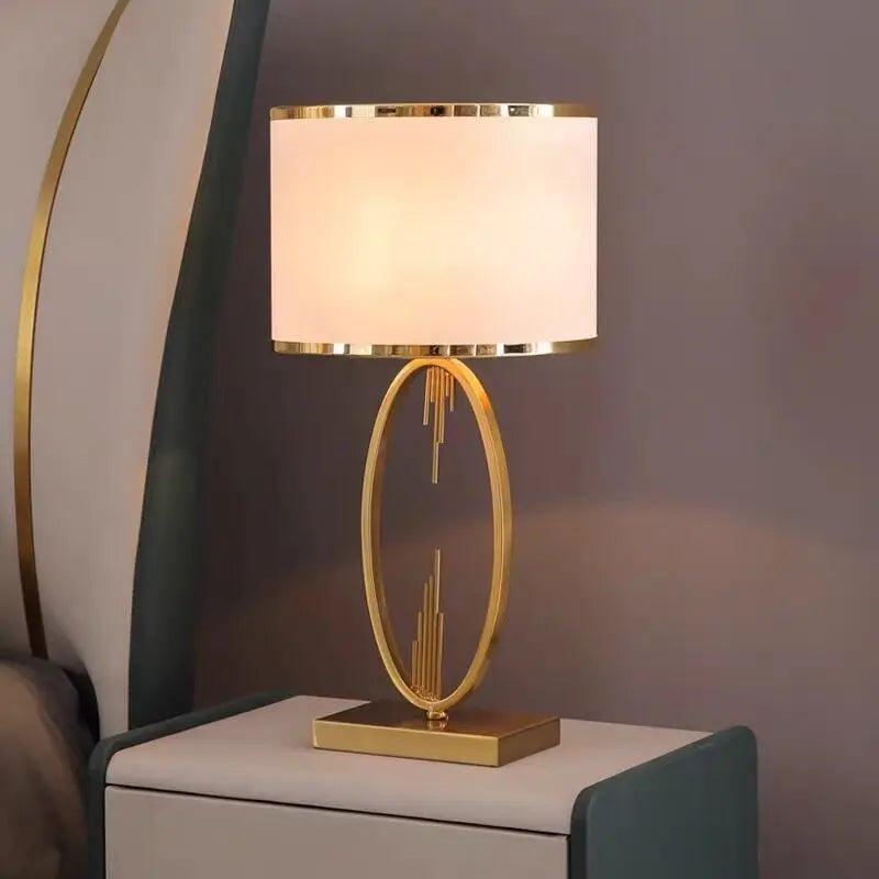 Luxury Wedding &amp; Bedroom Table Lamp for Living Room and Bedside