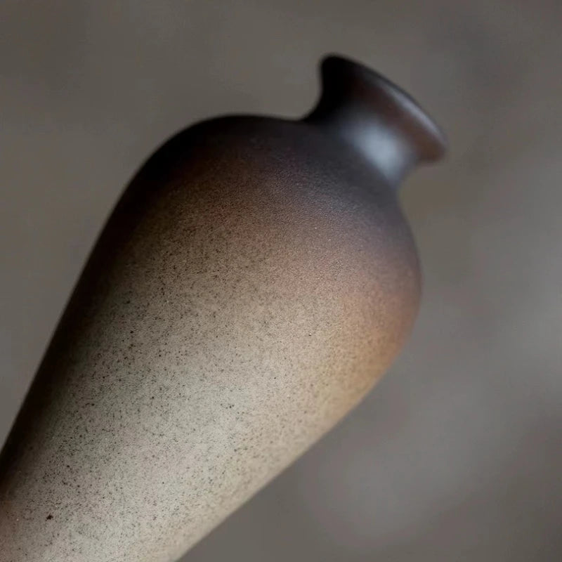 Retro Zen Ceramic Tabletop Vase for Flower Arrangement Decor