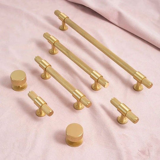 Knurled Brass Handles – Modern Pulls and Knobs for Cabinets and Wardrobes (28–278mm)