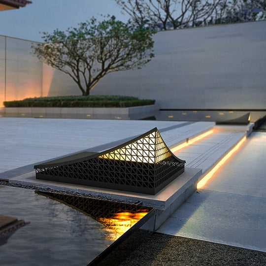 Industrial Solar LED Garden Light with Mesh Design