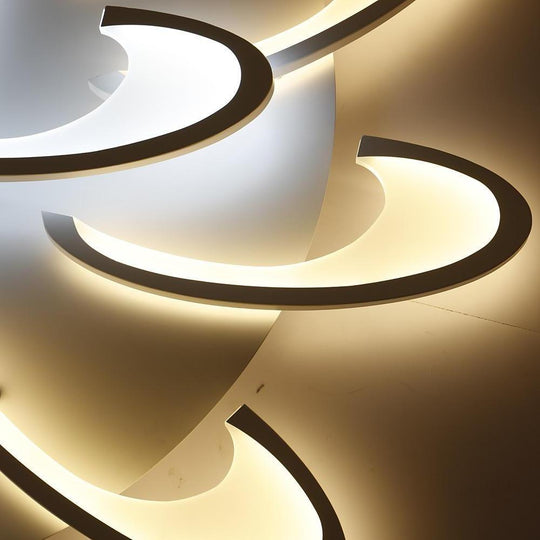Modern Geometric Wave Flush Mount LED Circle Ceiling Light