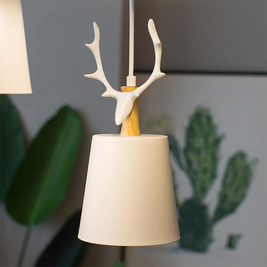 3 Light Antler Design LED Country Chandelier Hanging Ceiling Light