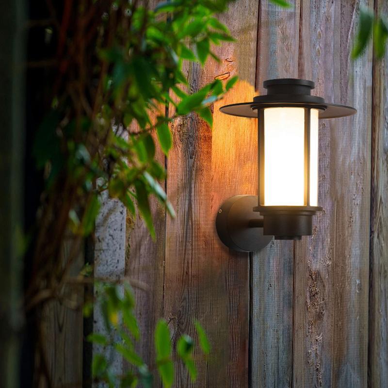 Retro Top Hat Shape LED Outdoor Wall Light Black