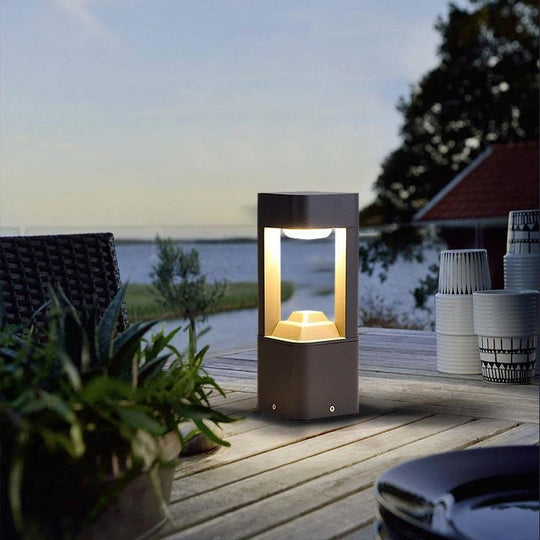 Contemporary Waterproof Black Aluminum LED Pathway Lights – Outdoor Landscape Lighting