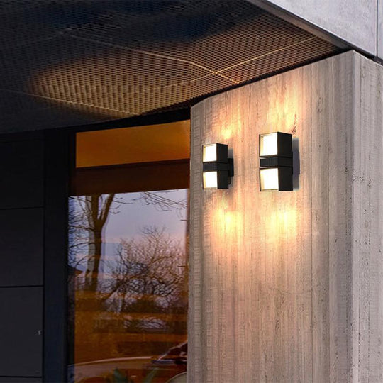 Adjustable Square LED Outdoor Wall Lights – Up &amp; Down Black Spot Lamps