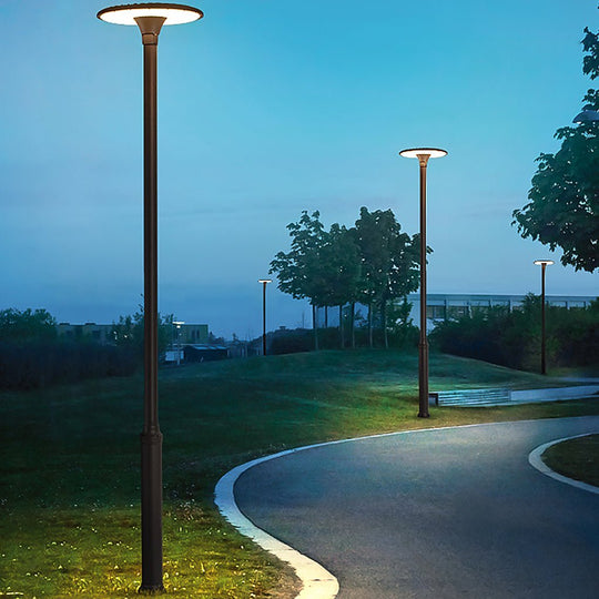Round Waterproof LED Outdoor Pole Light for Garden and Courtyard