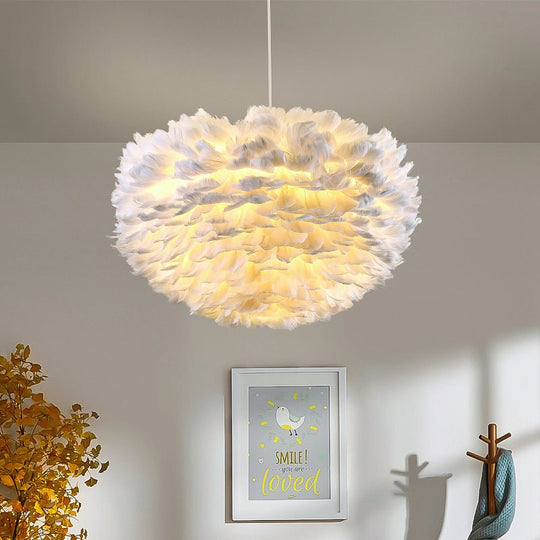 Feather Design Pink Chandelier Ceiling Light