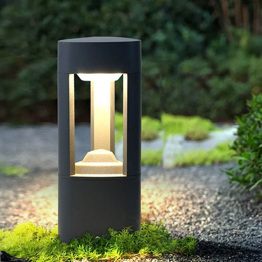 Triple Side Emitting Solar LED Garden Bollard Lights Heart Design &amp; Weatherproof